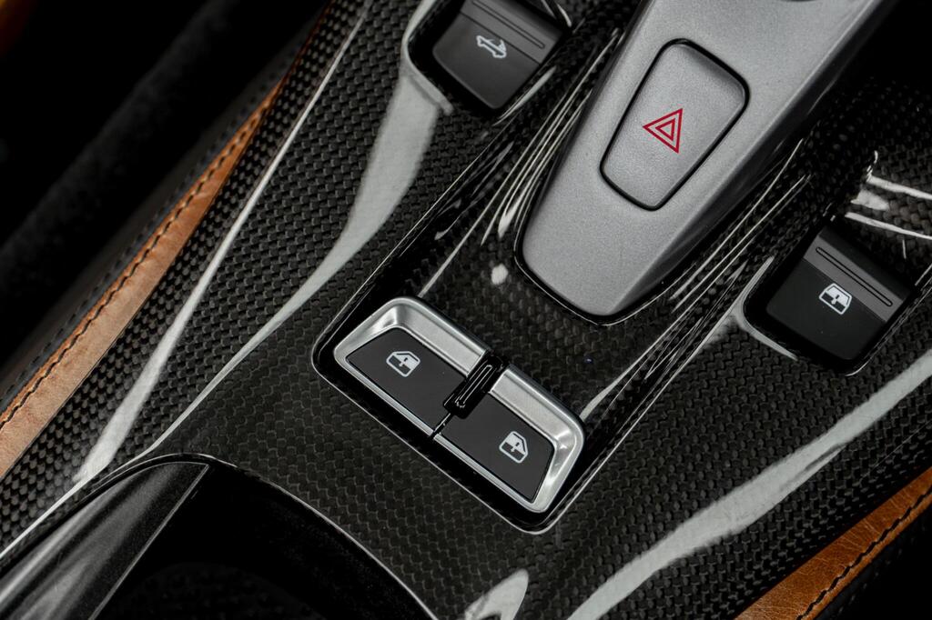 Ferrari 812 GTS V12, photograph 33 of 50