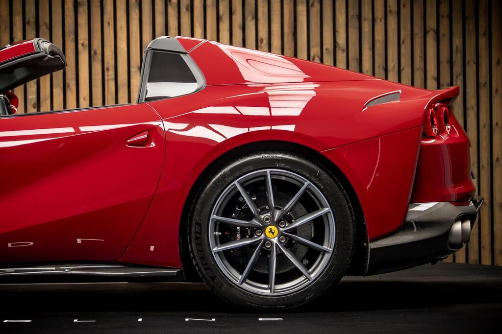 Ferrari 812 GTS V12, photograph 20 of 50