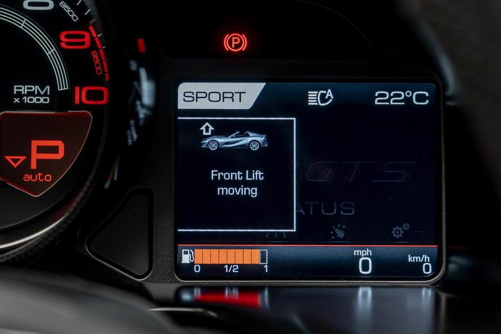 Ferrari 812 GTS V12, photograph 45 of 50