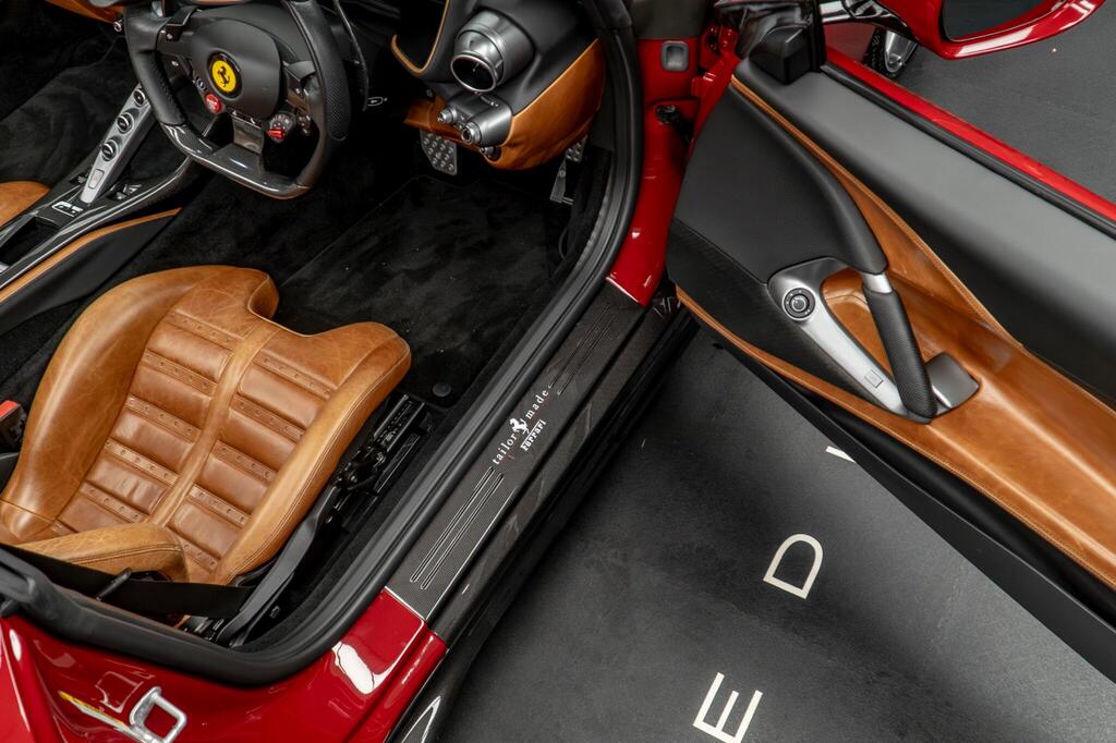 Ferrari 812 GTS V12, photograph 30 of 50
