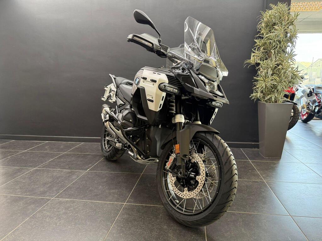 BMW R 1300 GS, photograph 4 of 25