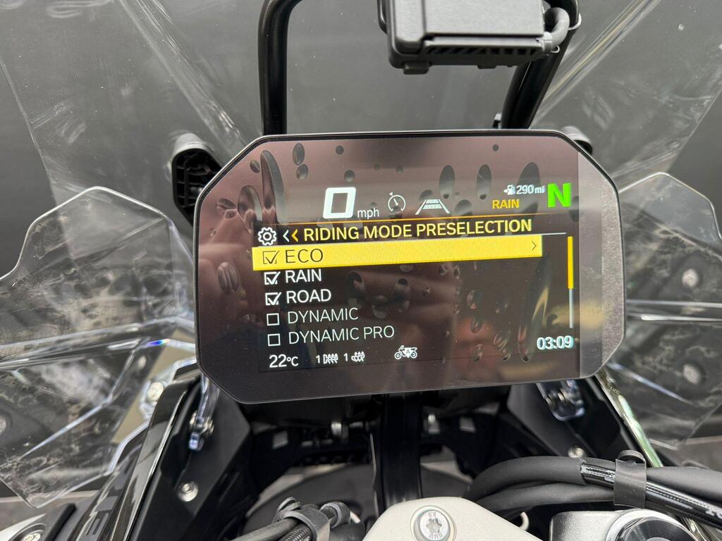 BMW R 1300 GS, photograph 16 of 25