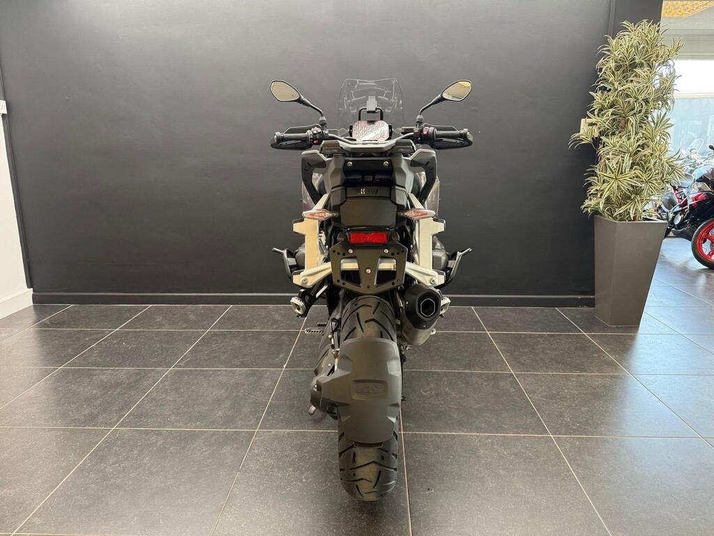 BMW R 1300 GS, photograph 6 of 25