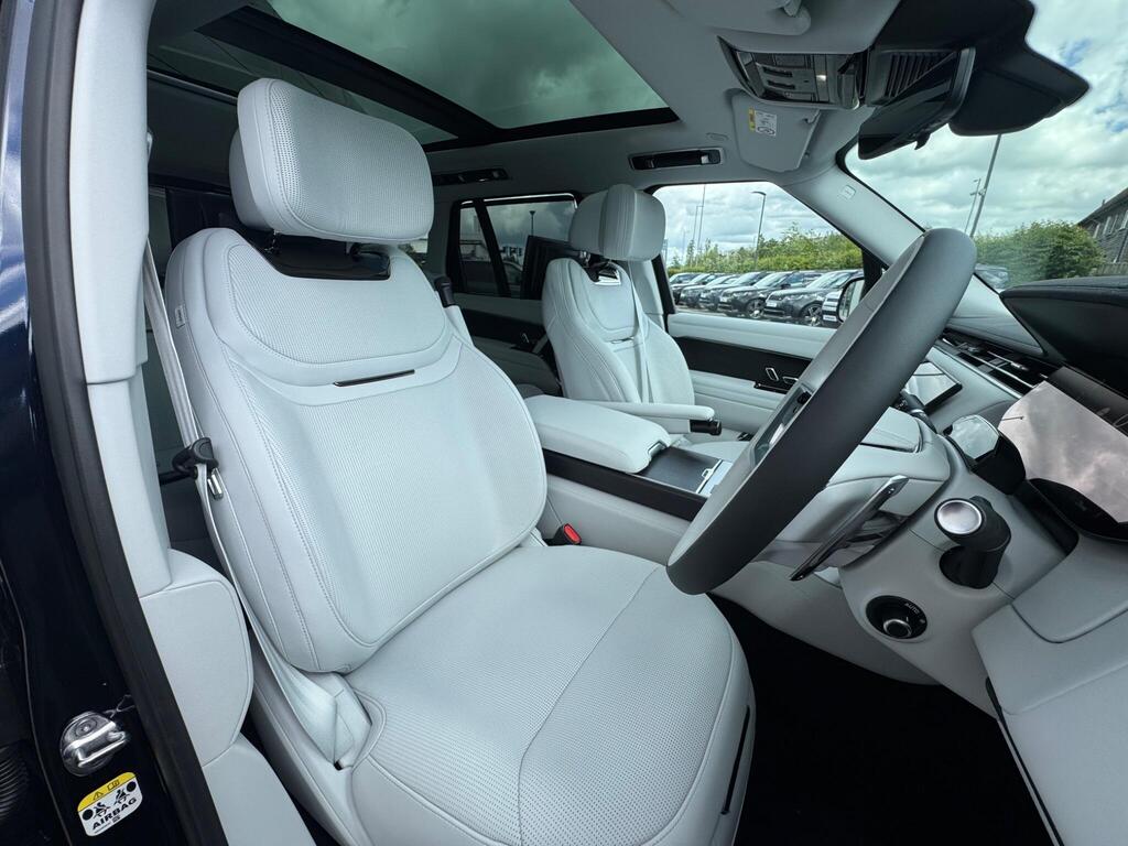 Land Rover Range Rover HSE, photograph 19 of 30