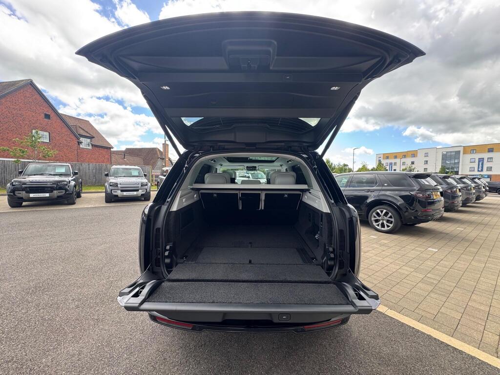 Land Rover Range Rover HSE, photograph 29 of 30