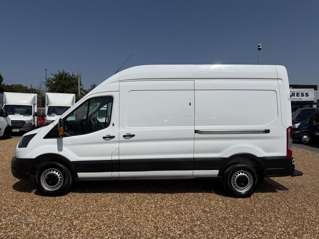 Ford Transit, photograph 8 of 21