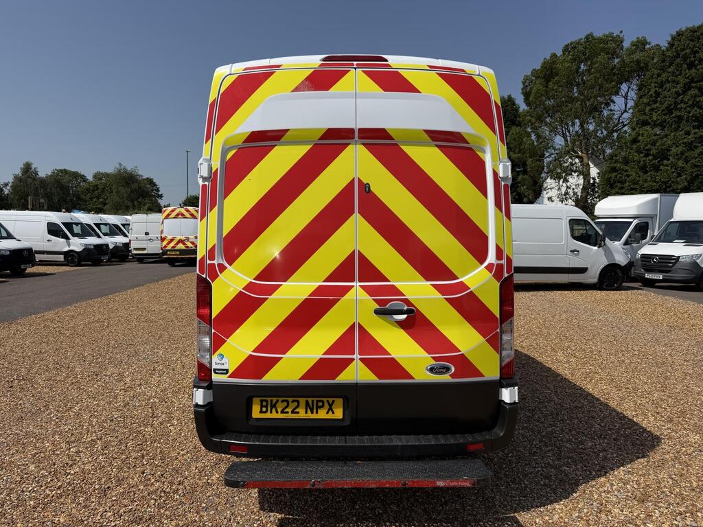 Ford Transit, photograph 5 of 21