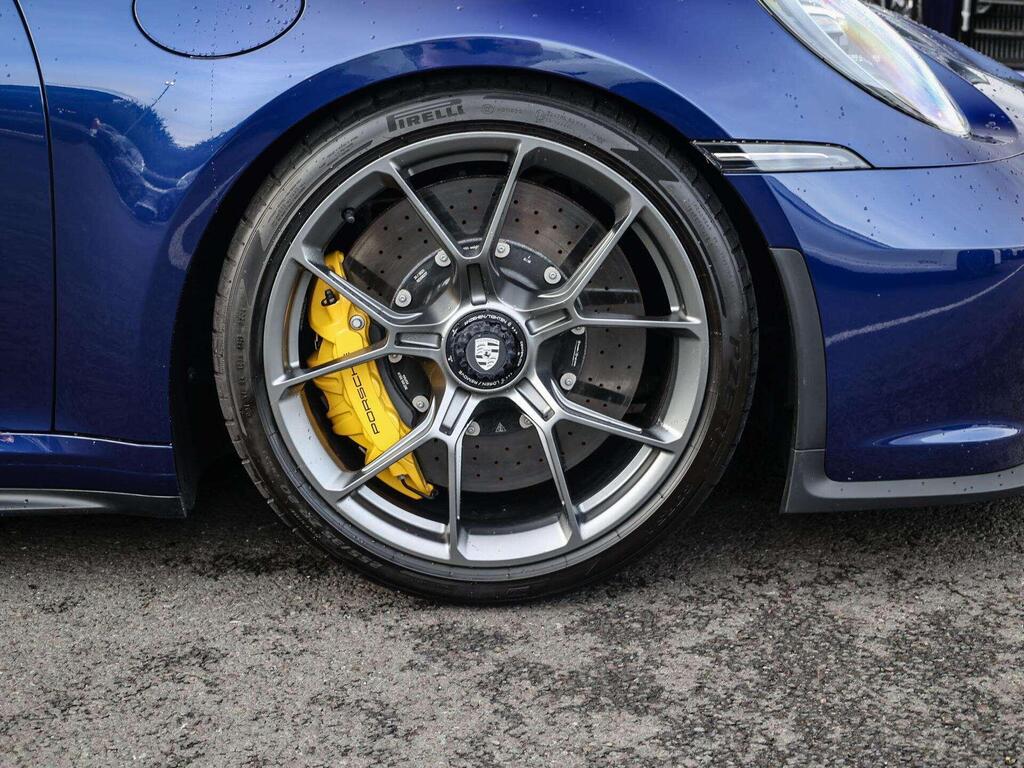 Porsche 911 992 GT3, photograph 27 of 30