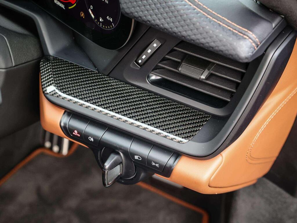 Porsche 911 992 GT3, photograph 8 of 30