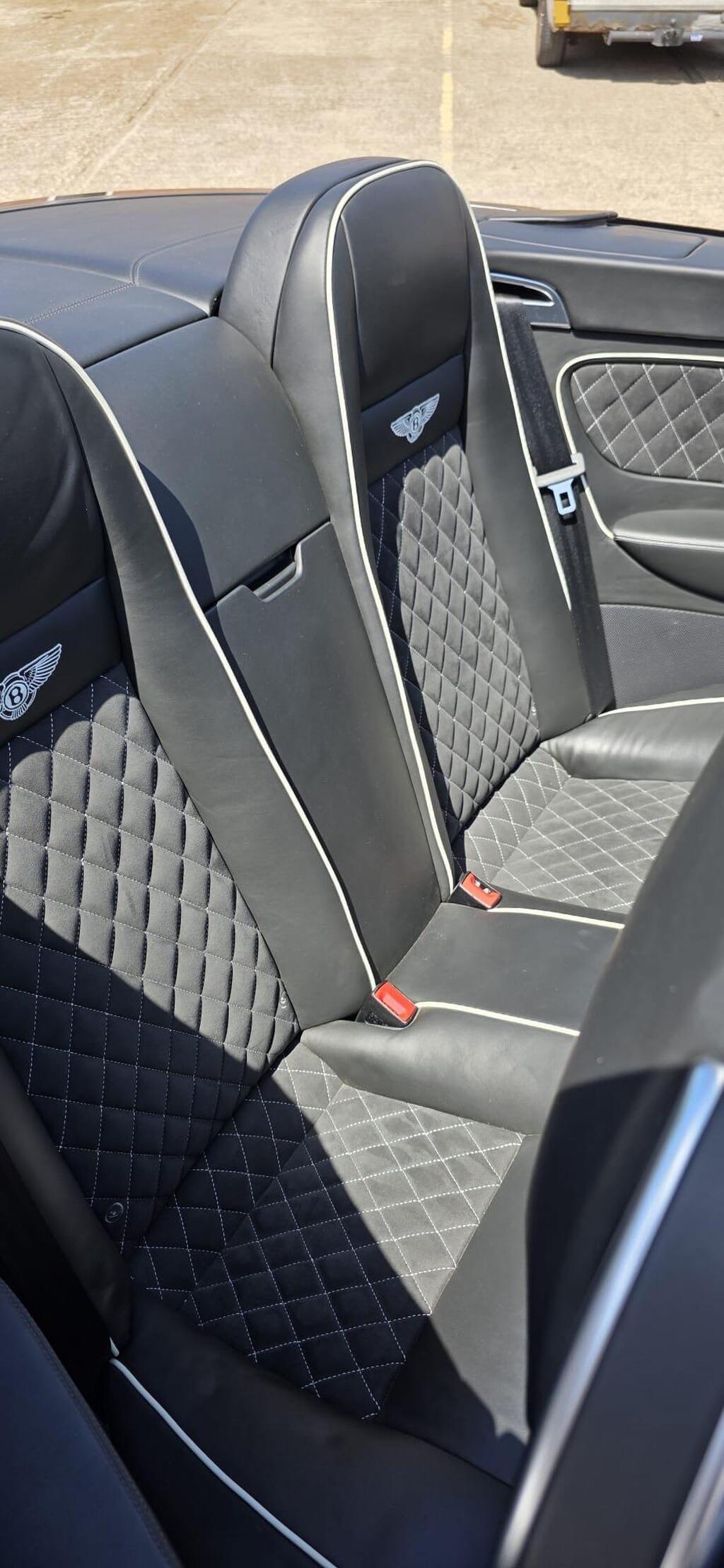 Bentley Continental GTC, photograph 8 of 8