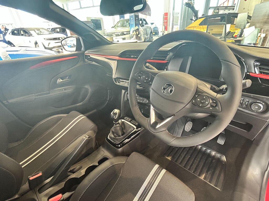 Vauxhall Corsa Turbo, photograph 8 of 30