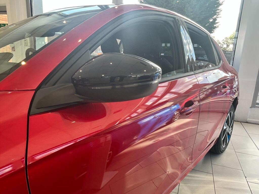 Vauxhall Corsa Turbo, photograph 23 of 30