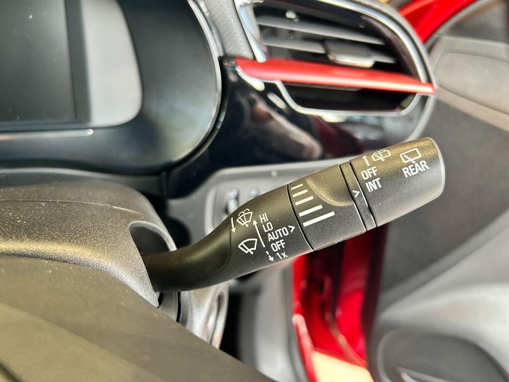 Vauxhall Corsa Turbo, photograph 30 of 30