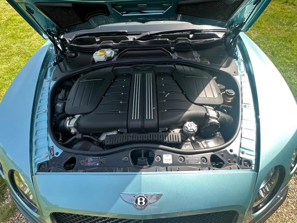 Bentley Continental GTC Speed, photograph 26 of 30