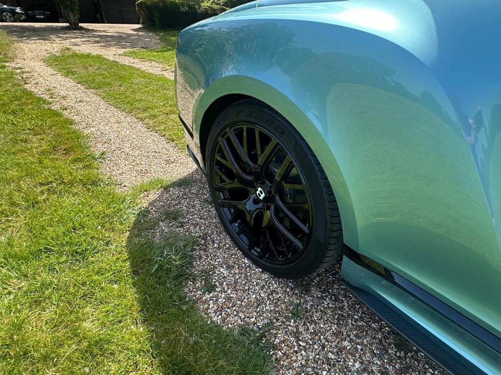 Bentley Continental GTC Speed, photograph 29 of 30