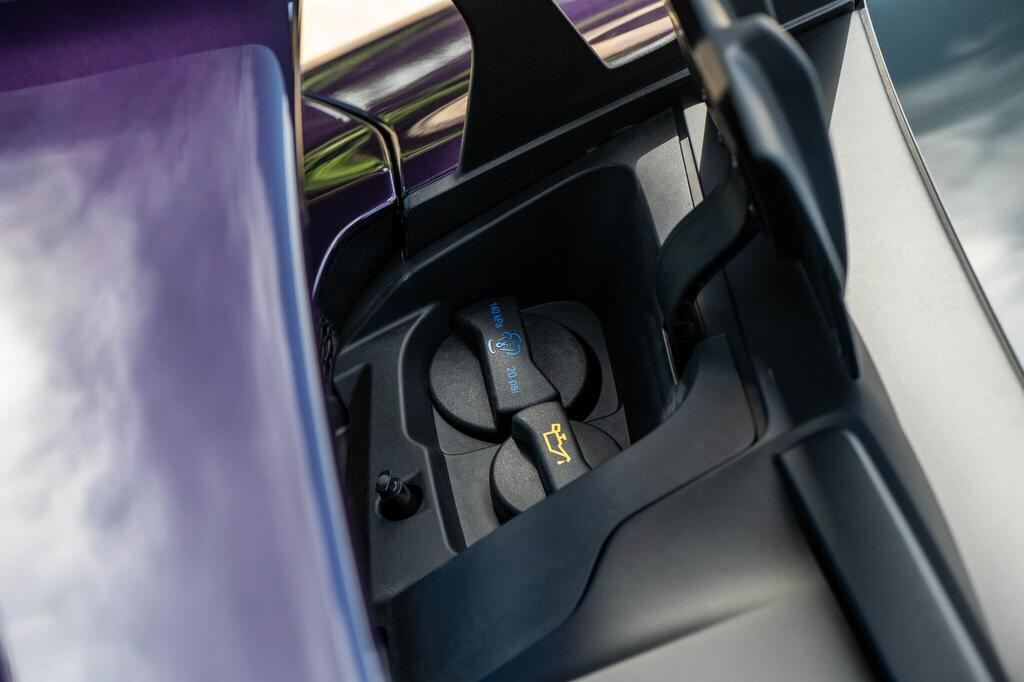 Porsche 911 992 GT3, photograph 21 of 26