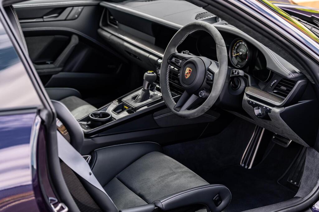 Porsche 911 992 GT3, photograph 4 of 26