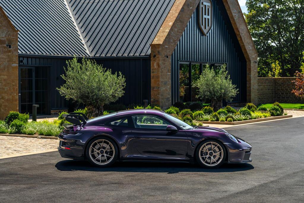 Porsche 911 992 GT3, photograph 17 of 26