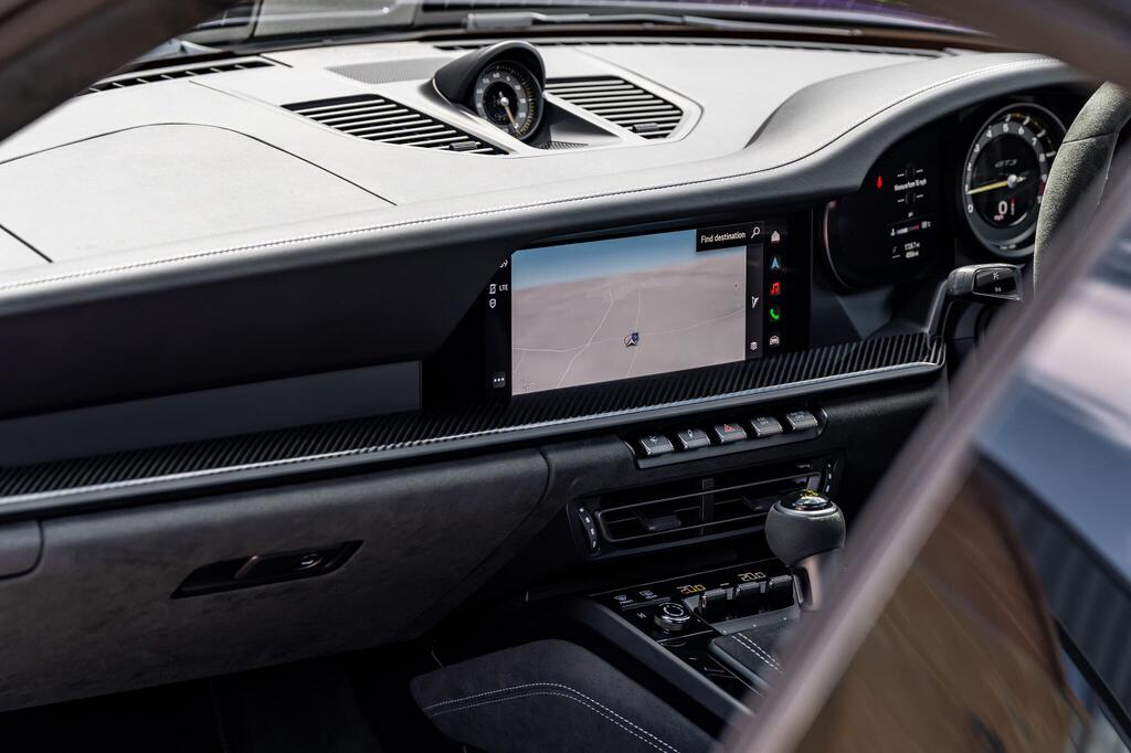 Porsche 911 992 GT3, photograph 8 of 26