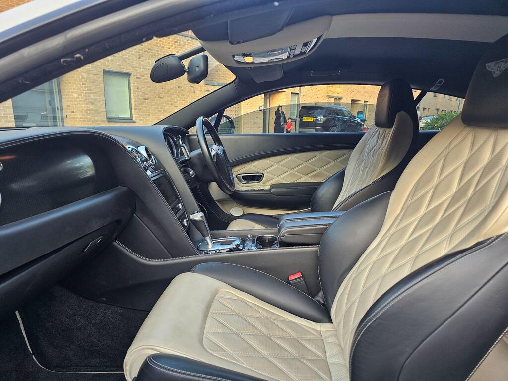 Bentley Continental GT Speed, photograph 13 of 18