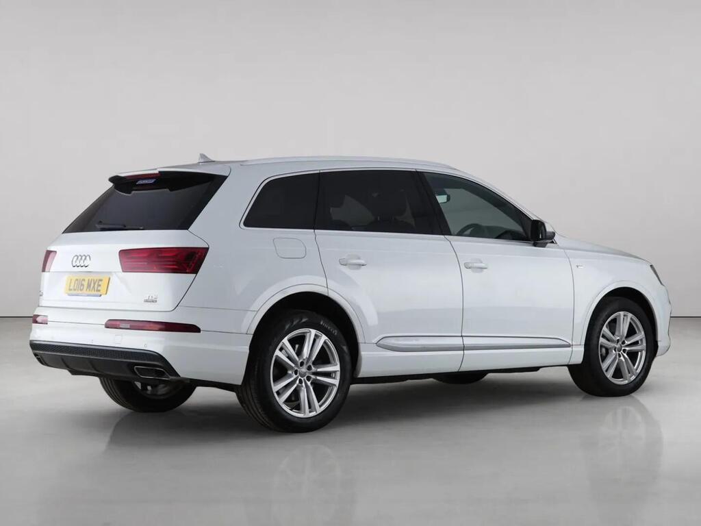 Audi Q7 S line, photograph 8 of 28