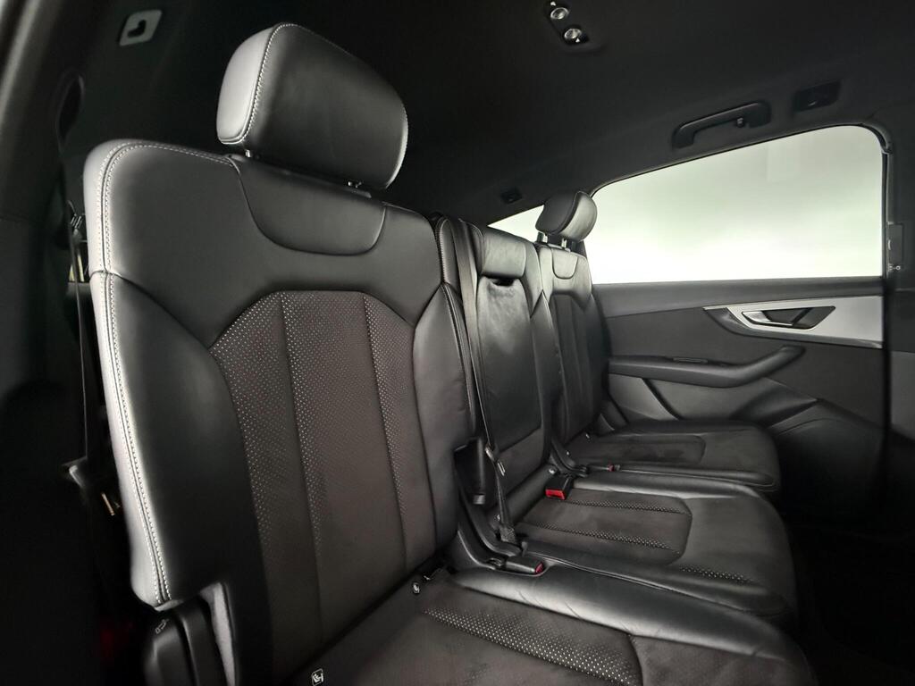 Audi Q7 S line, photograph 23 of 28