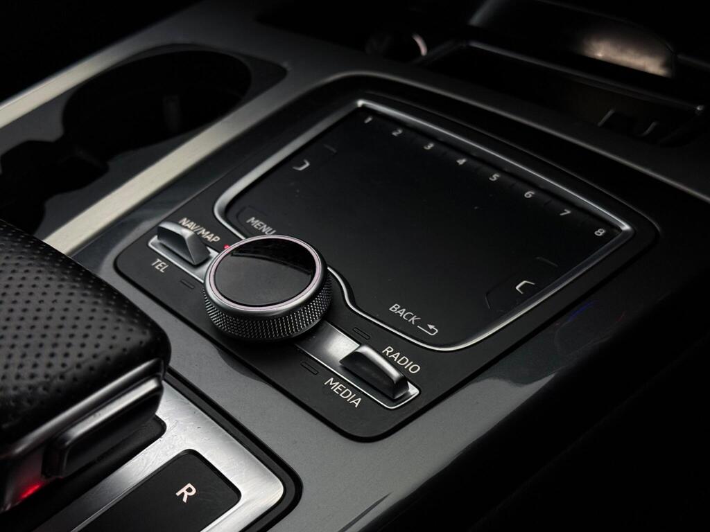 Audi Q7 S line, photograph 6 of 28