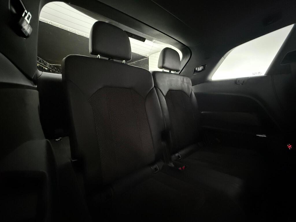 Audi Q7 S line, photograph 17 of 28