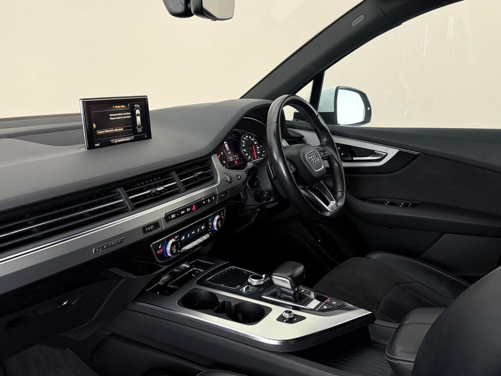 Audi Q7 S line, photograph 12 of 28