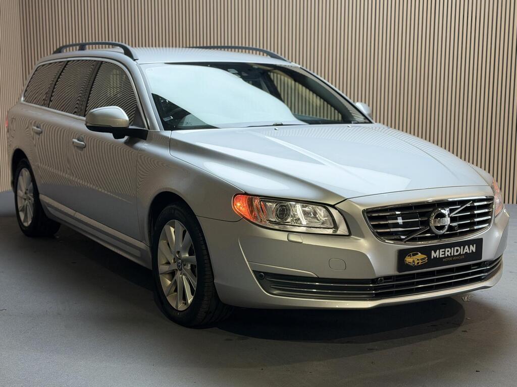 Volvo V70 T5, photograph 4 of 19