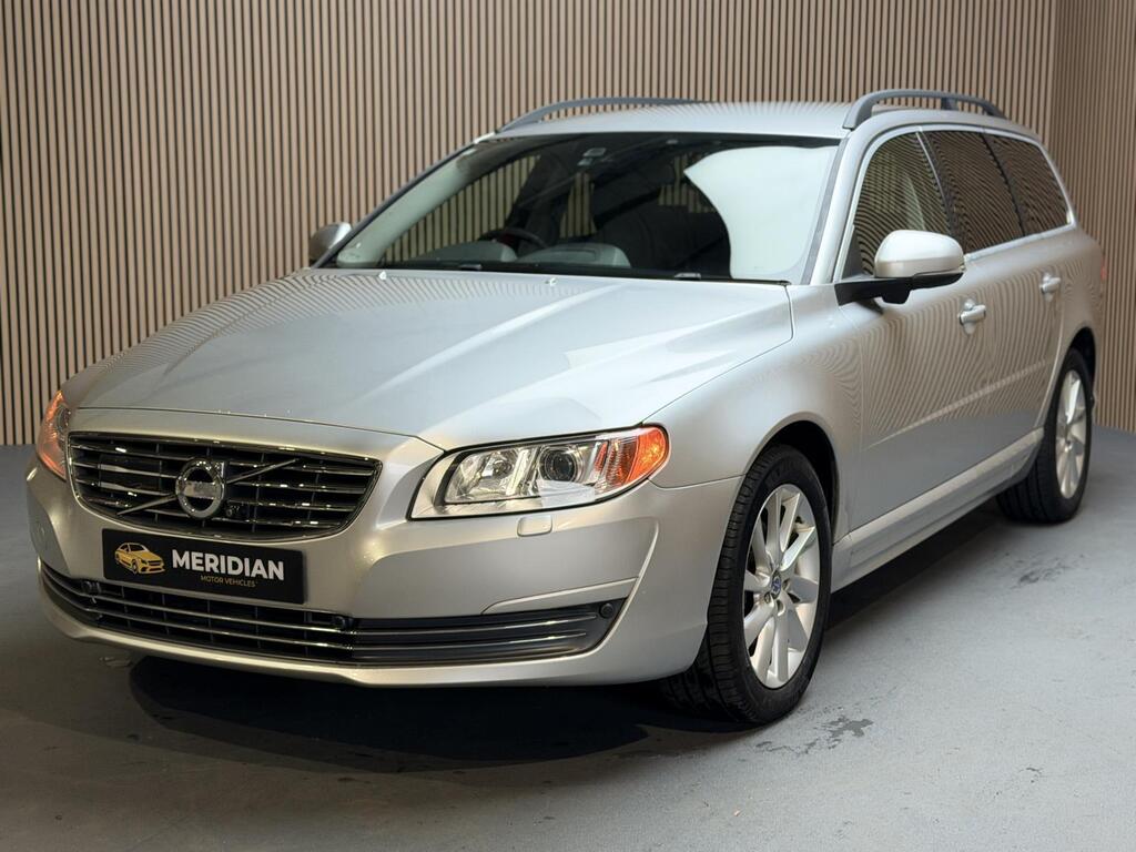 Volvo V70 T5, photograph 5 of 19