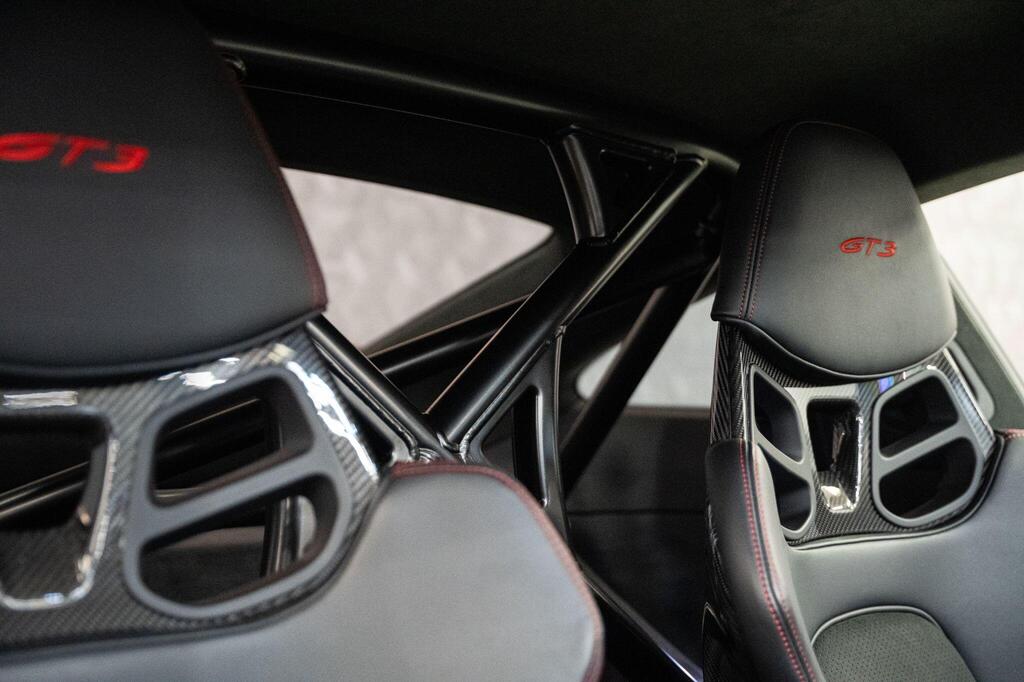 Porsche 911 997 GT3 RS, photograph 12 of 26