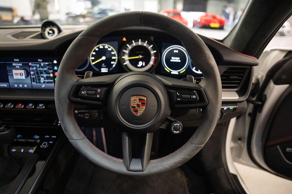 Porsche 911 997 GT3 RS, photograph 10 of 26