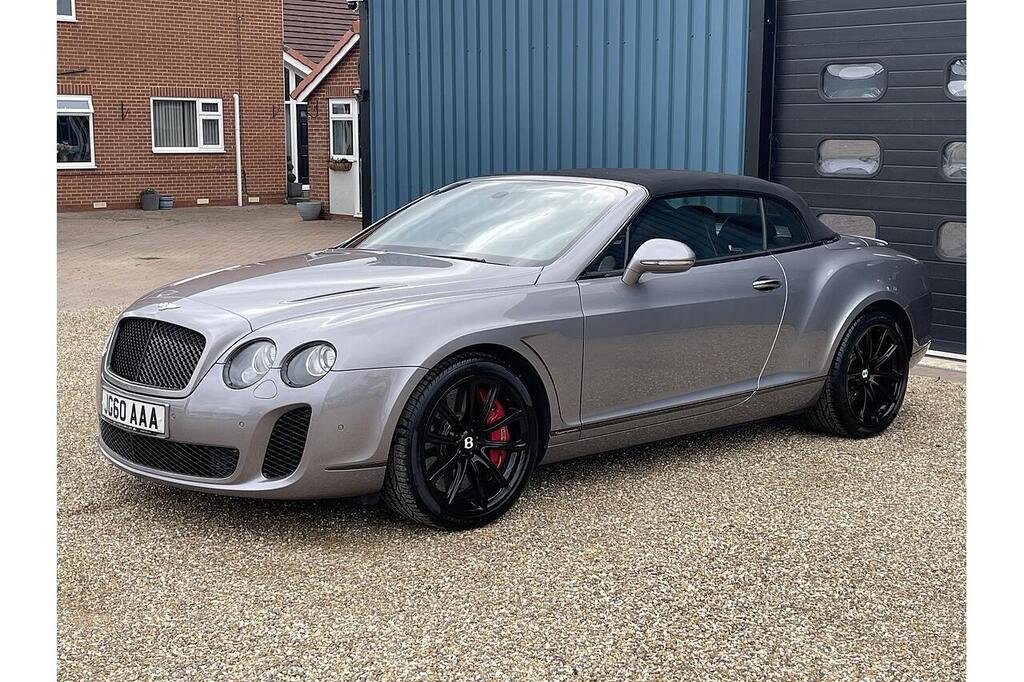 Bentley Continental GTC, photograph 21 of 26