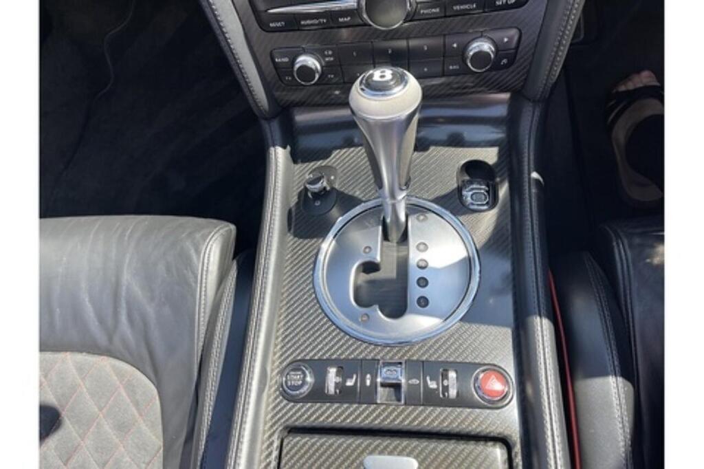 Bentley Continental GTC, photograph 14 of 26