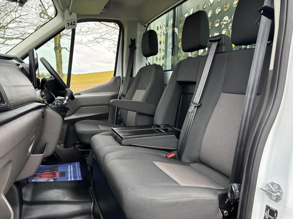 Ford Transit Custom, photograph 10 of 29