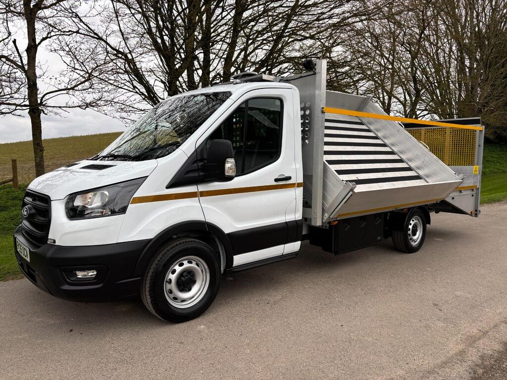 Ford Transit Custom, photograph 11 of 29