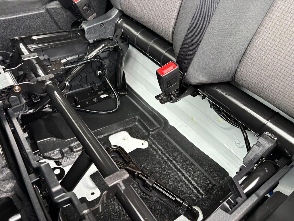 Ford Transit Custom, photograph 24 of 29