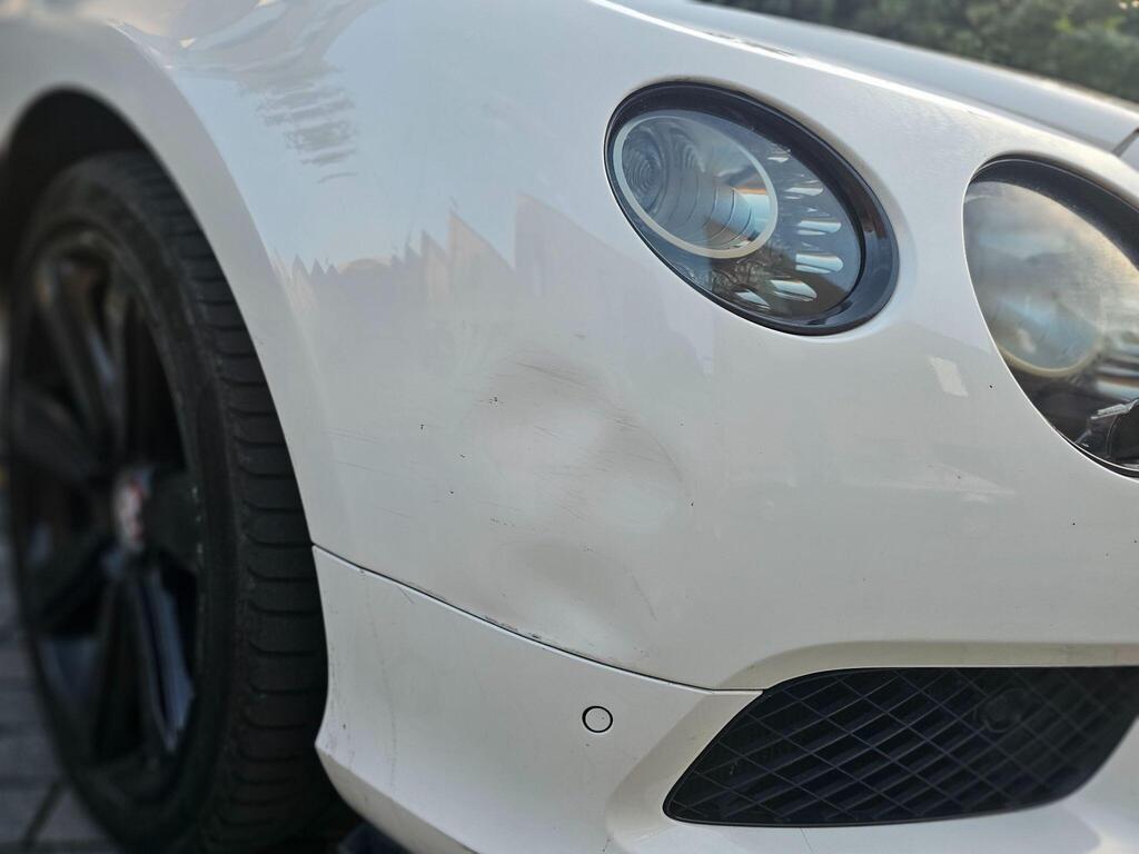 Bentley Continental GTC, photograph 12 of 25