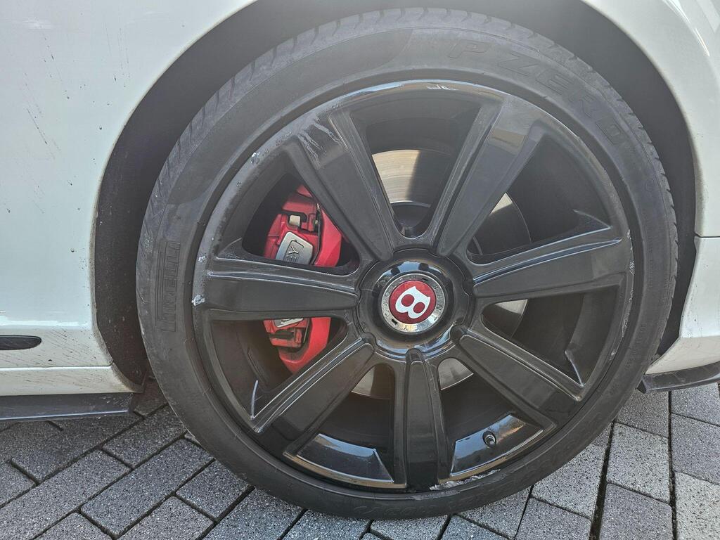 Bentley Continental GTC, photograph 15 of 25