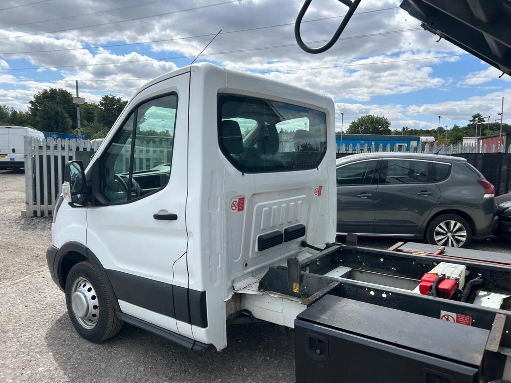 Ford Transit, photograph 11 of 19