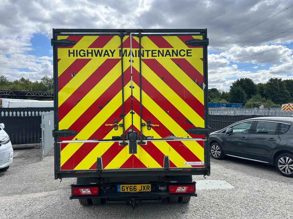 Ford Transit, photograph 7 of 19