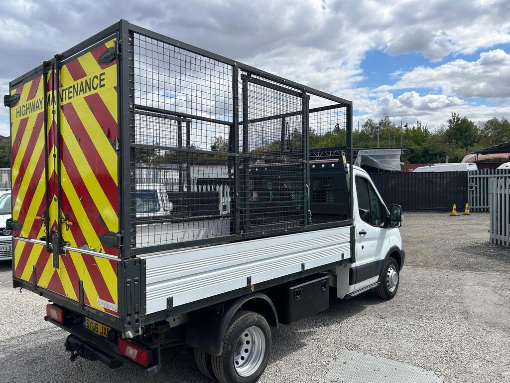 Ford Transit, photograph 3 of 19