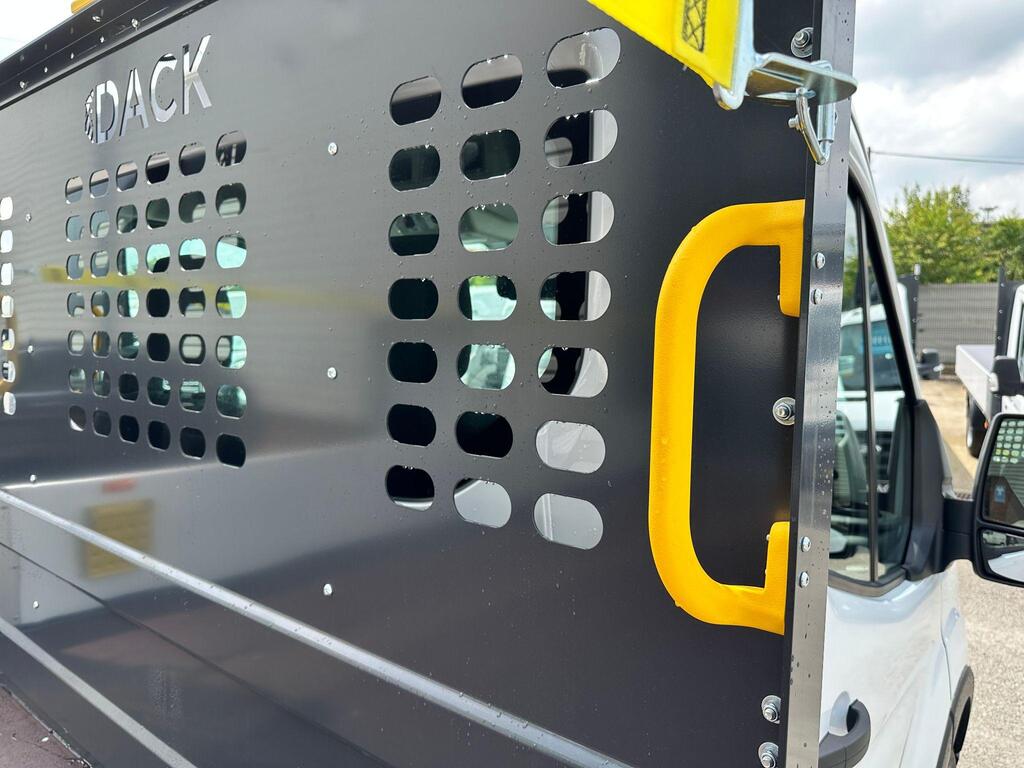 Ford Transit, photograph 20 of 24