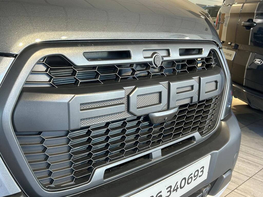 Ford Transit, photograph 24 of 29
