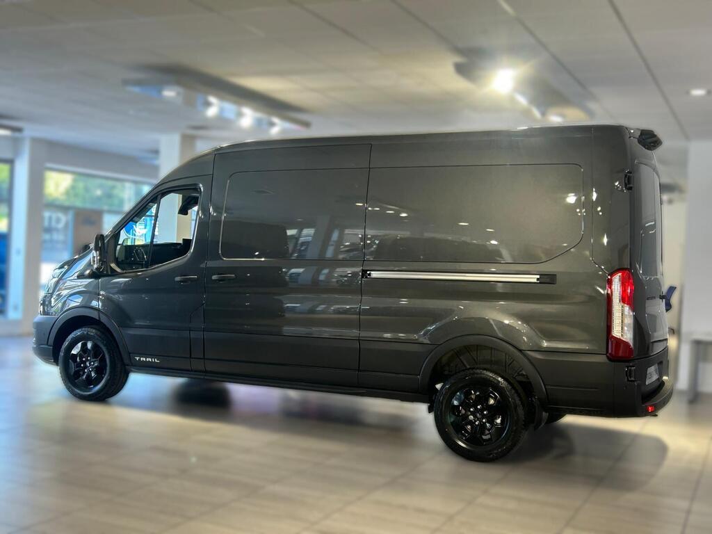 Ford Transit, photograph 17 of 29