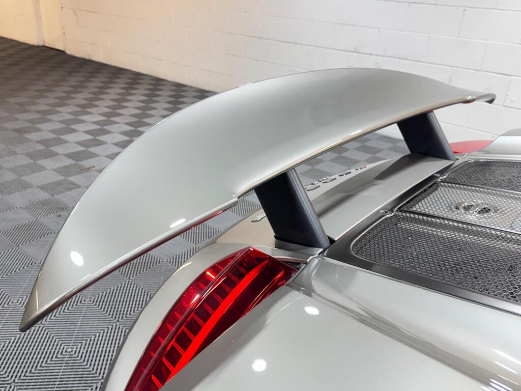 Porsche 918, photograph 12 of 22