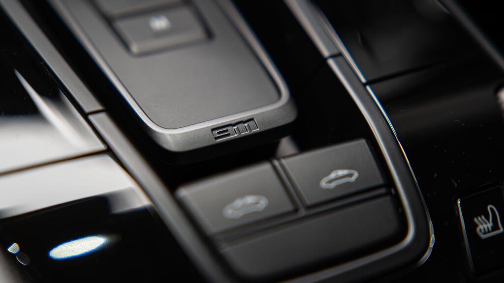 Porsche 911 992 4 GTS, photograph 14 of 30