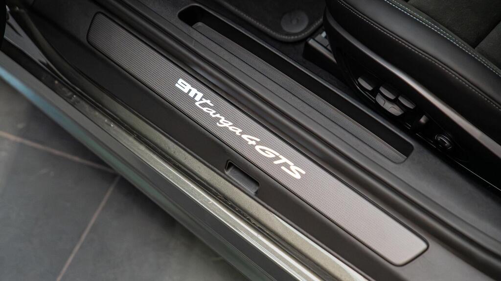 Porsche 911 992 4 GTS, photograph 9 of 30