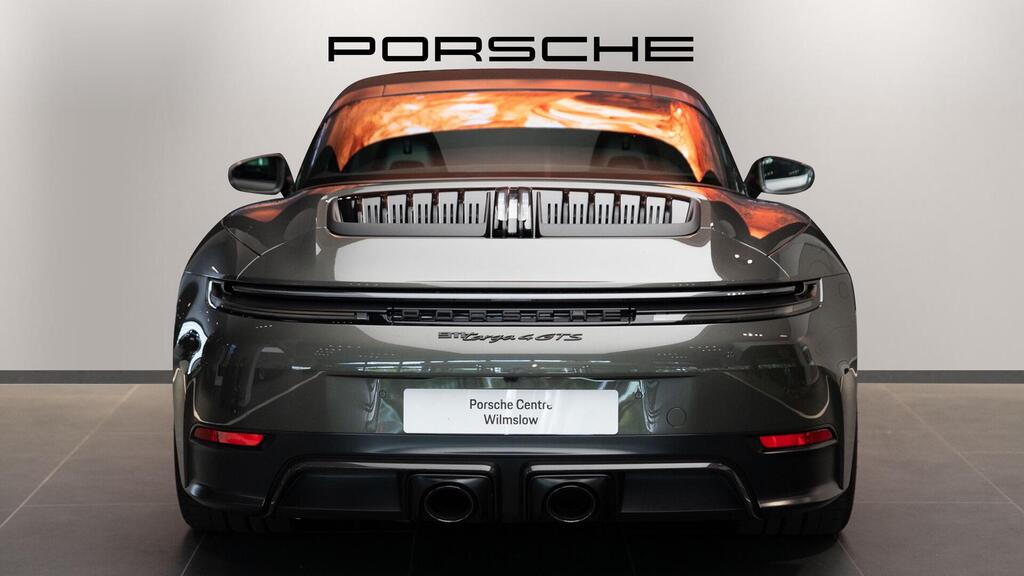 Porsche 911 992 4 GTS, photograph 20 of 30